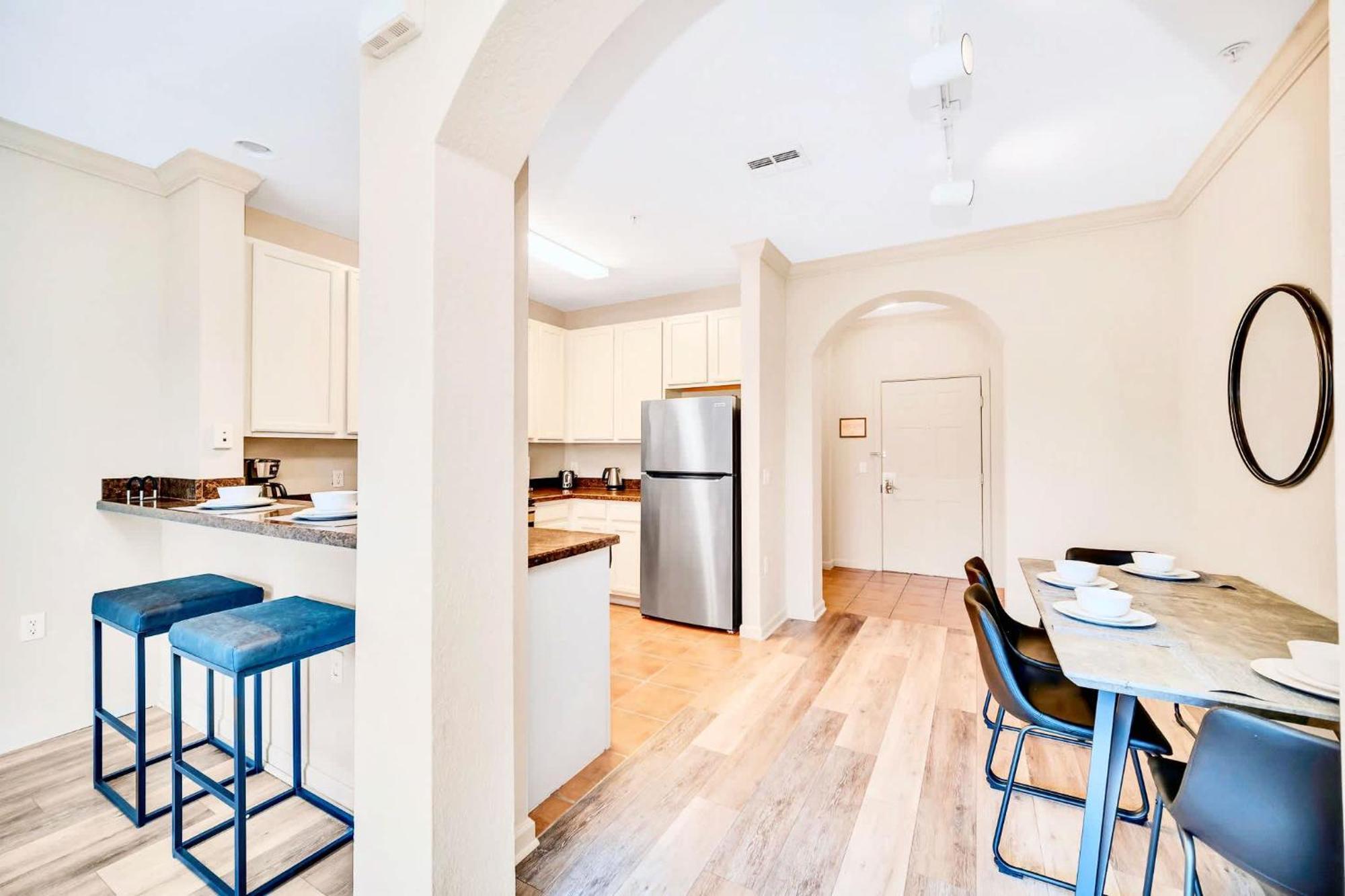 Luxury 2Br Condo - Pool & Hot Tub - Near Disney 奥兰多 外观 照片