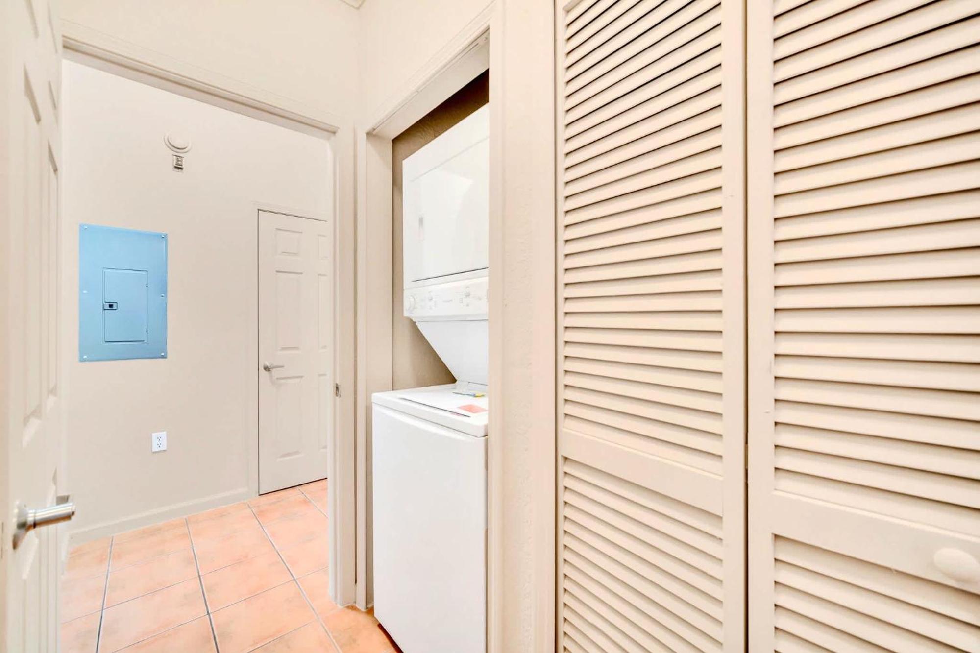 Luxury 2Br Condo - Pool & Hot Tub - Near Disney 奥兰多 外观 照片